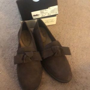 Brand new brown suede flats